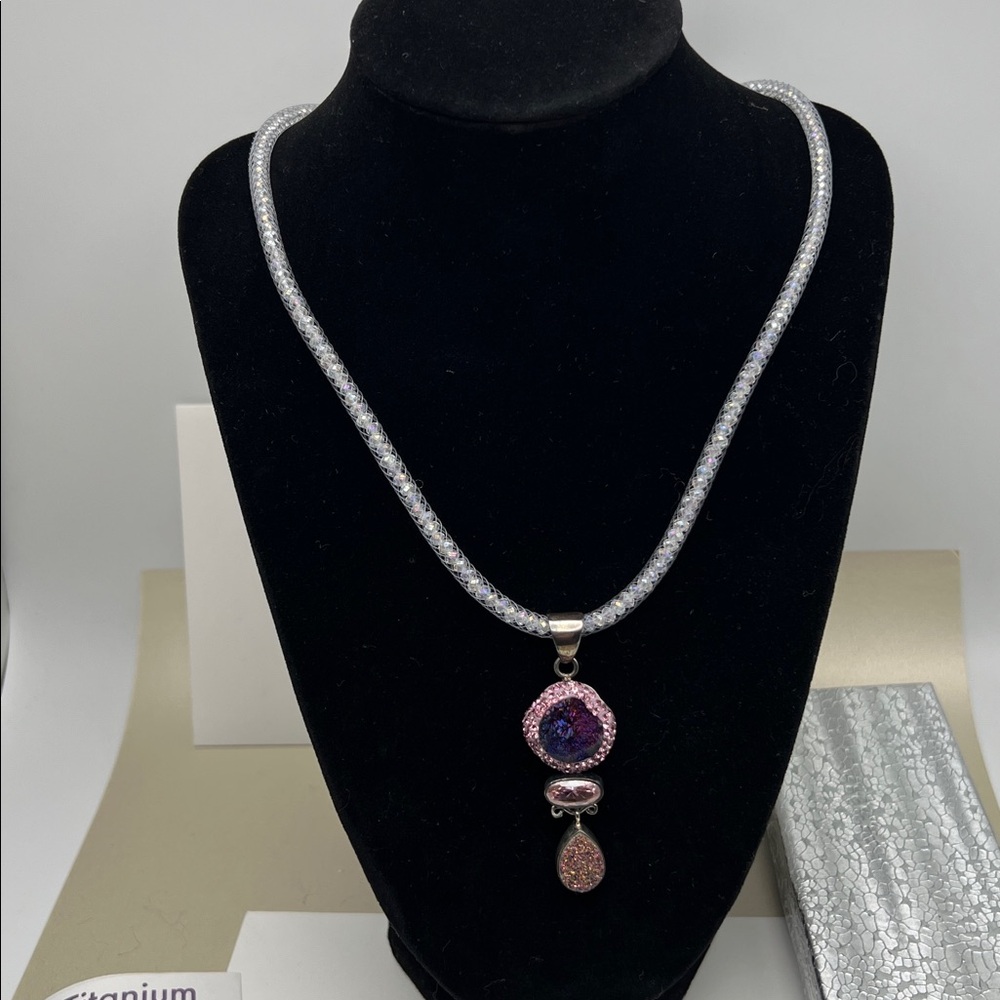 Elegant Drusy, Titanium & Rose Quartz Iridescent Crystal Mesh Tube Necklace NIB - Picture 4 of 17